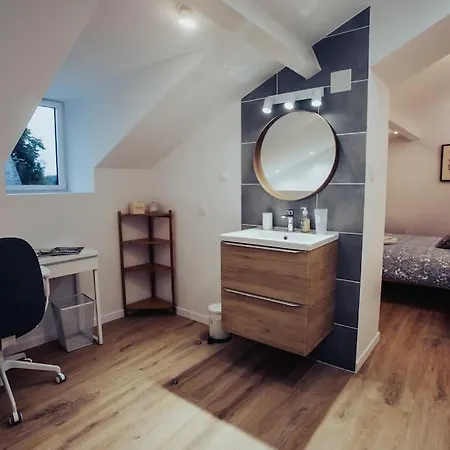 De Charme, Belle-beille أنجير