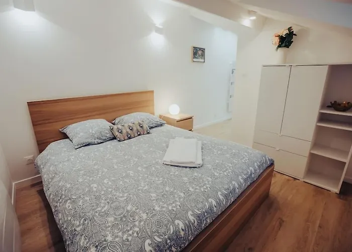 De Charme, Belle-beille Appartement